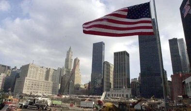 ABD'de gelir düştü, harcamalar arttı