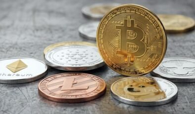 Bitcoin küresel risk iştahıyla 74 bin doların üzerine çıktı