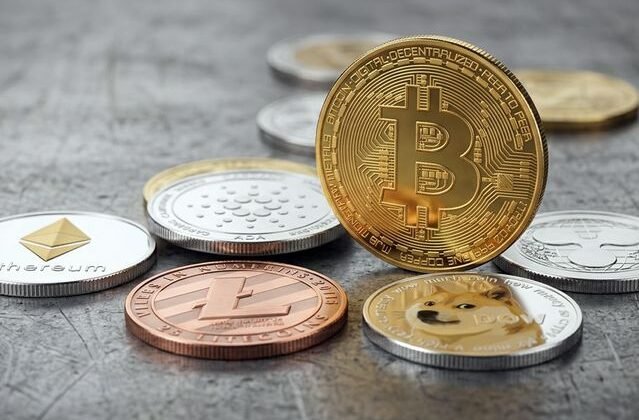 Bitcoin küresel risk iştahıyla 74 bin doların üzerine çıktı