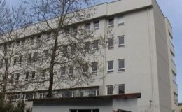 Ataşehir'de ortaokul kantininde zehirlenme iddiası: 26 öğrenci hastaneye kaldırıldı