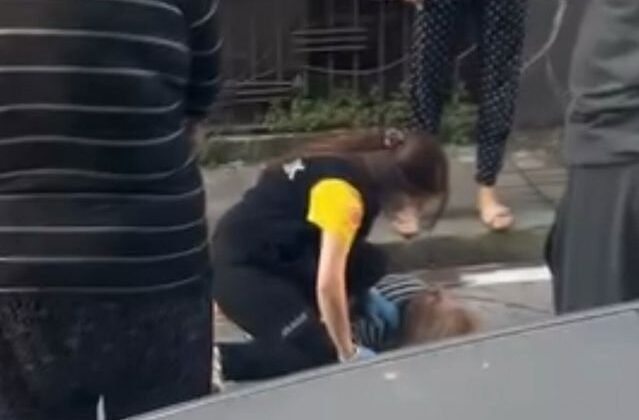 Müşterisinin evinde temizlik yaparken 5'inci kattan düşüp öldü