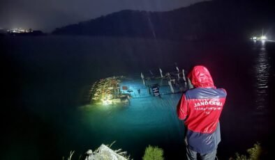 Fethiye’de tur teknesi battı: 6 kişi kurtarıldı, 1 kişinin cansız bedenine ulaşıldı!