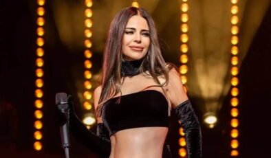 Simge Sağın 4 yıllık yalnızlığına nokta koydu: Ödül töreninde aşk ilanı!