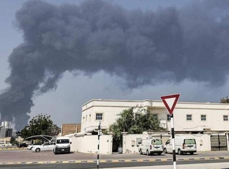 BAE’de dev petrokimya tesisinde üretim durdu! İran’ın İHA’ları kritik altyapıyı hedef aldı