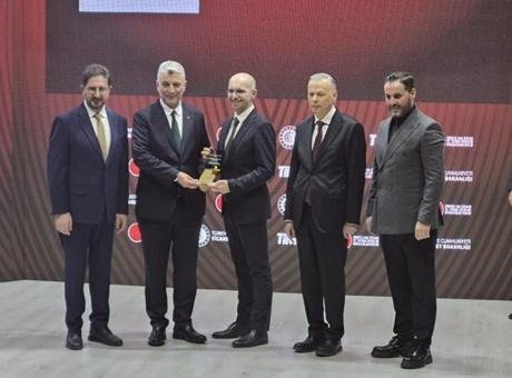 Bakan Bolat: Türkiye’ye son 23 yılda her alanda çağ atlattık