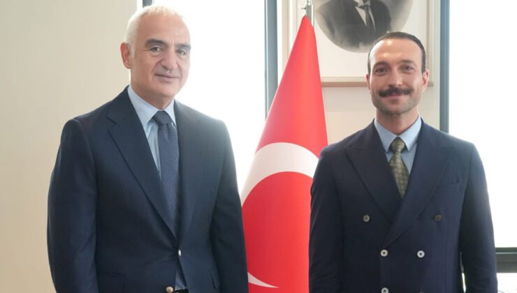 Bakan Ersoy'dan oyuncu Görkem Sevindik’e Filistin desteği