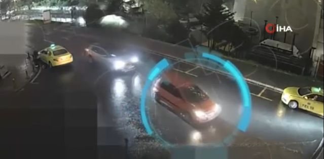 Beşiktaş'ta polis noktasına saldırı düzenleyen teröristlerin keşif görüntülerine ulaşıldı