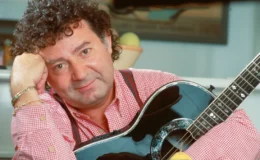 Beste Açar paylaştı gözler Aslı Gönül'e çevrildi! Kayahan'ın kızları…