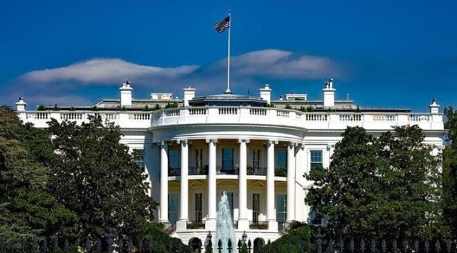 Beyaz Saray'da çatlak büyüyor! Trump karar aşamasında: 'İnce bir buz tabakası üzerinde yürüyor'