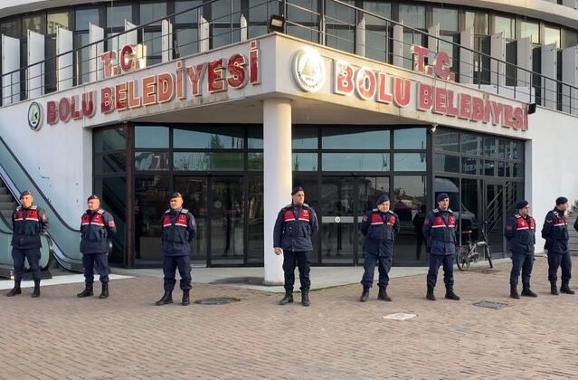 Bolu Belediyesi'ne şafak baskını! Arama yapılıyor