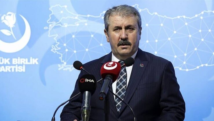 Mustafa Destici: 'Türkiye şu anda adeta yarı savaş halinde sayılır'