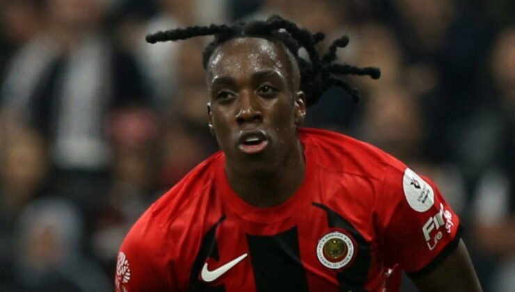 Beşiktaş'tan orta sahaya sürpriz isim!