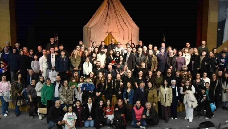 Samsun’da Tiyatro Günleri sona erdi: Tiyatro tutkunları Atakum'da buluştu