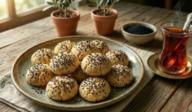 Kıyır kıyır dokusuyla ağızda dağılan lezzet: Çörek otlu misket kurabiye tarifi