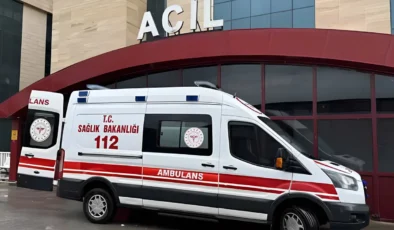 Ataşehir'de ortaokul kantininde zehirlenme iddiası; 26 öğrenci hastaneye kaldırıldı