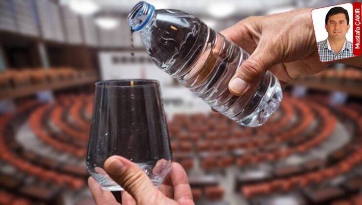 Meclis’e 1.8 milyon pet şişe su: 6 milyon lira suya gitti