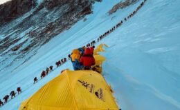 Dağcıların yemeğine karbonat katıp hasta ettiler, milyon dolarlık vurgun yaptılar! Everest'te skandal dolandırıcılık ağı