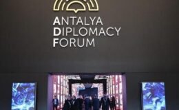 Diplomasinin nabzı Belek’te atacak