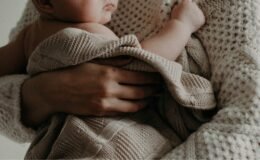 Doğum izni 24 haftaya çıkıyor; 15 yaş altına sosyal medya yasağı geliyor