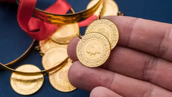 Trump'ın geri adımı altını yükseltti: Gram, çeyrek ve Cumhuriyet altını bugün ne kadar oldu? Güncel altın fiyatları 8 Nisan 2026 Çarşamba…