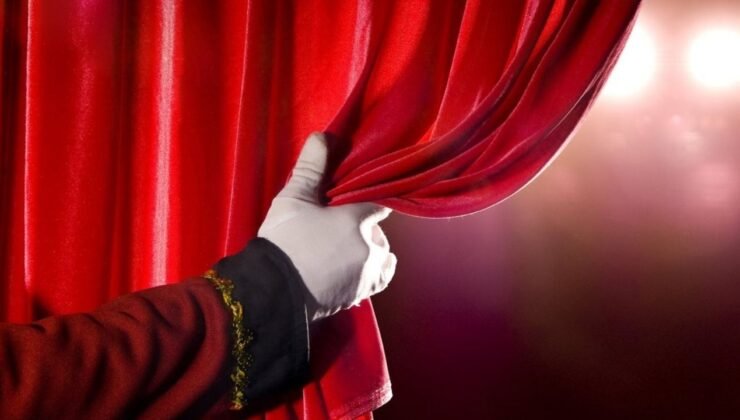 Trabzon Devlet Tiyatrosu 'İstanbul'un Son Beyzadeleri' oyununu sahneleyecek