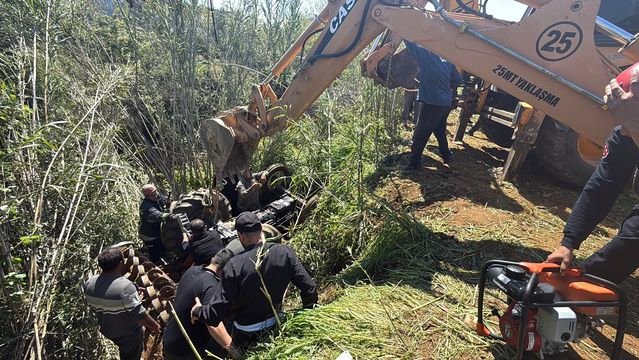 Antalya'da korkunç ölüm: Emekli polis traktörün altında can verdi
