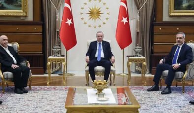 Erdoğan, İstanbul'da Hamas heyetini kabul etti