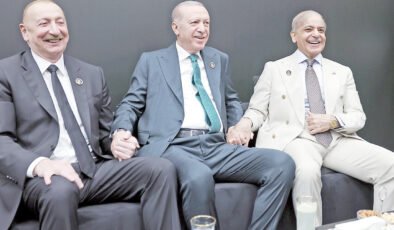 Erdoğan: Barışa giden en kestirme yol yapıcı diyalog ve diplomasidir