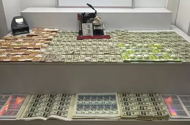 Görüntü İstanbul'dan! Her yerden para fışkırdı