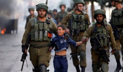 İsrail'in Filistinlileri hedef alan idam yasasına karşı Doğu Kudüs'te genel greve gidildi