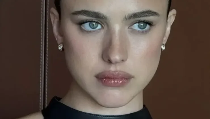 Fotoğraflarda somurtmak yeni “cool” mu? Karşınızda Gen Z pout