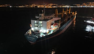 Boğaz’da gemi arızası: Trafik çift yönlü askıya alındı