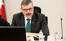 Çiftçi'den okul saldırıları sonrası dikkat çeken çıkış: Mücadele yalnızca güvenlik tedbirleriyle olmaz