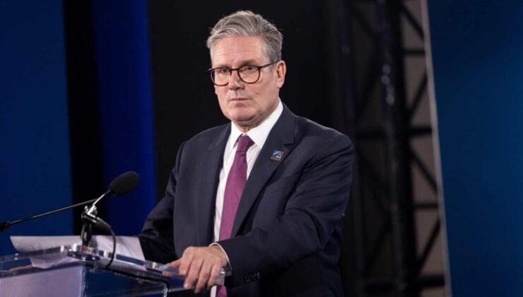 İngiltere'de 'Epstein' depremi! Starmer'a istifa çağrısı geldi