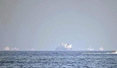 İran Devrim Muhafızları duyurdu! 'Hürmüz'de İsrail bağlantılı gemiyi vurduk'