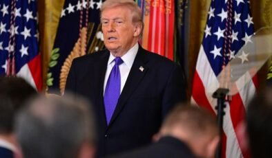 İran'ın ABD savaş uçaklarını düşürmesine Trump'tan ilk yorum