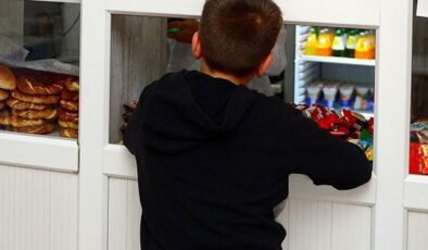 100 bin öğrenciye 2 bin TL kantin desteği