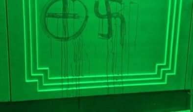 İsveç'te bir camiye ırkçı saldırı düzenlendi