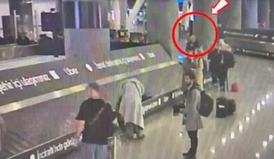 İzmir'de 2 şüphelinin midesinden 1 kilo 304 gram uyuşturucu çıktı