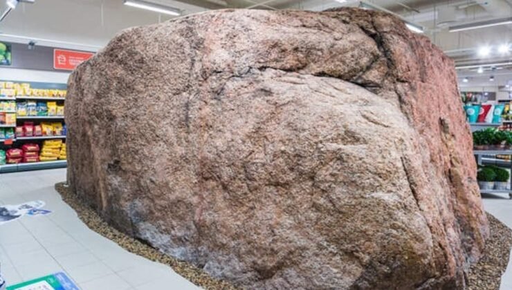 Kaldıramayınca etrafına market kurdular