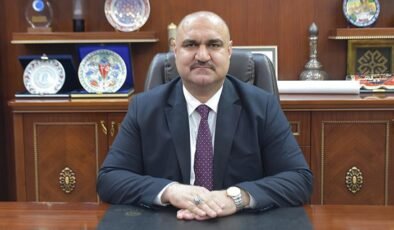 Kerkük'te 100 yıl sonra bir ilk! Yönetim Türkmenlere geçti, sokaklar bayram yerine döndü