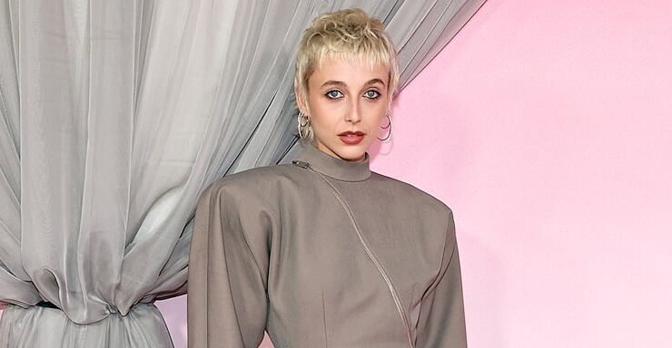 Kırmızı Halıda Ceket Dönemi