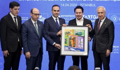 Sanayi ve Teknoloji Bakanı Kacır: Türkiye’nin kendine has garaj modeli var