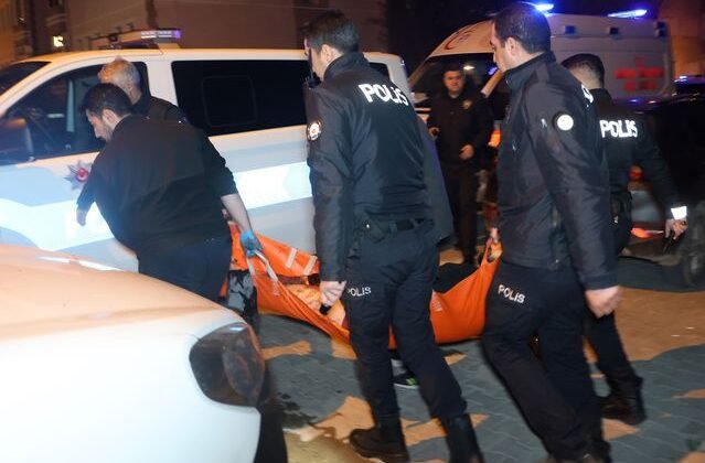 Nevşehir'de "Bu parkın lambası niye yanmıyor kavgası": 3 yaralı