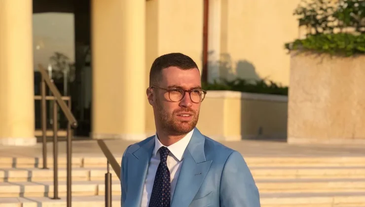 Oğulcan Engin'den kız kardeşi Elif'e nostaljik kutlama!