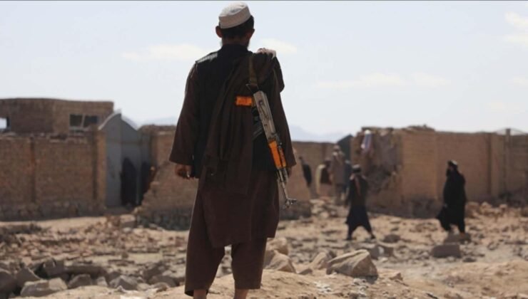 Pakistan ve Afganistan'dan barış masası! 'Çin'de görüşmelere başlandı'