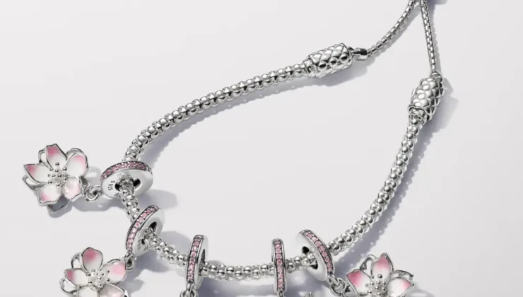 Pandora İlkbahar 2026 koleksiyonunu tanıttı