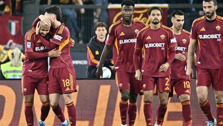 Roma evinde 3 golle kazandı: Donyell Malen hat-trick yaptı