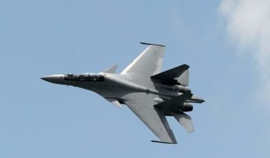 Rus 'Su-30' tipi savaş uçağı düştü!