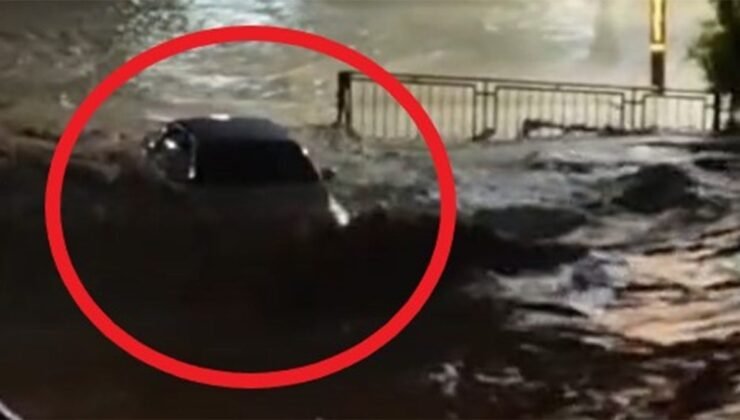 Sel suları iki kişinin içinde olduğu aracı böyle yuttu! Dehşet anları kamerada